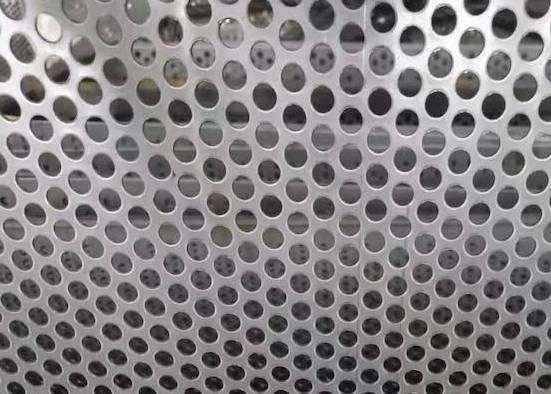 1.5m Perforated Metal Mesh SUS316 Perforated Wire Mesh Smooth Surface